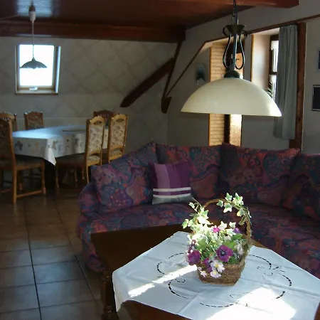 Neureuth Apartment *