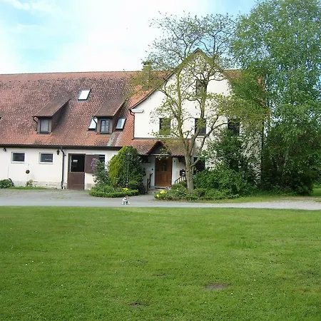Apartment Neureuth *